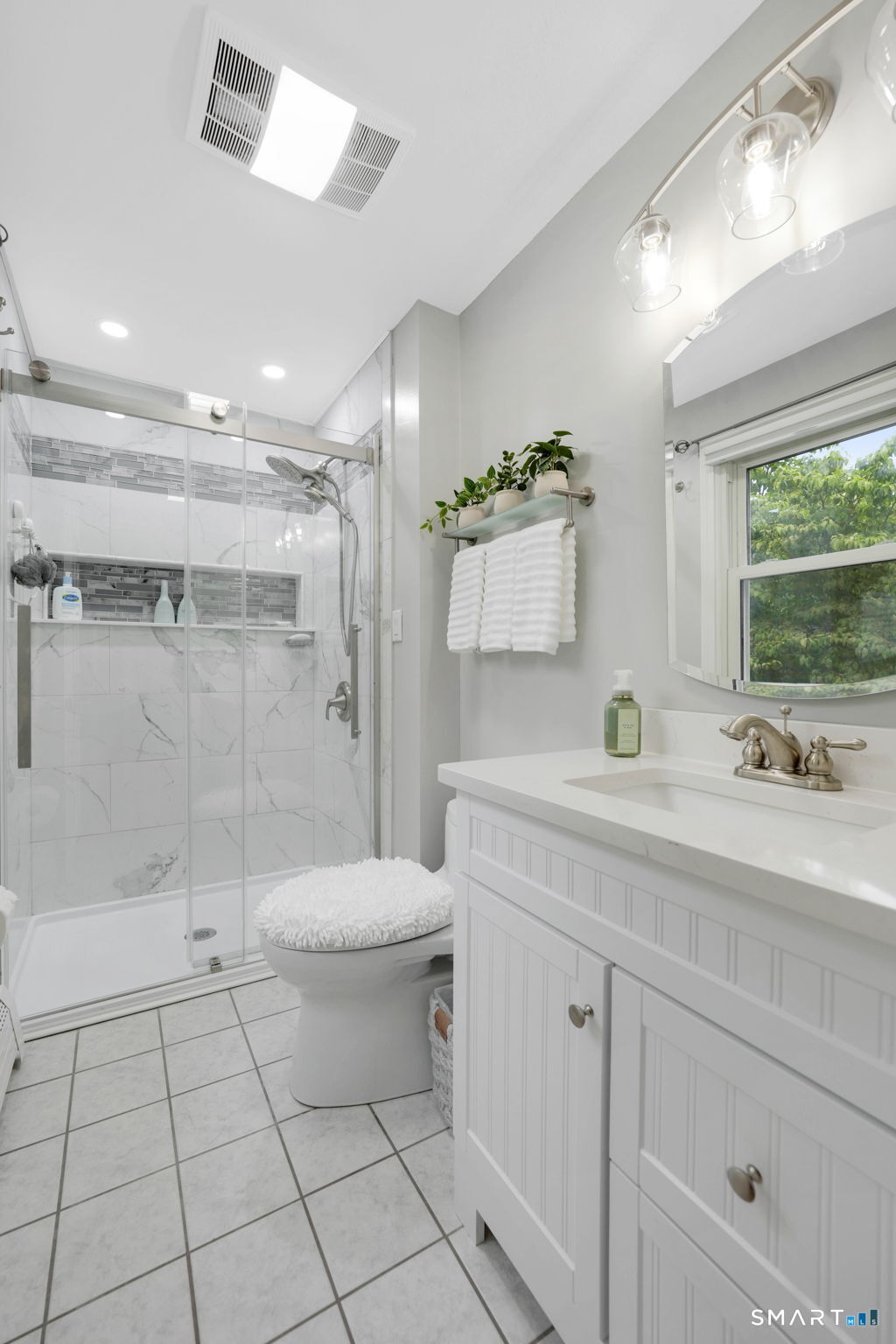 19 Kennedy Road Manchester, CT 06042 - Photo 21 of 37