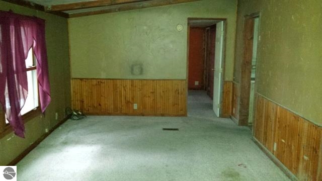 5816 West Dopp Road Shepherd, MI 48883 - Photo 9 of 17 1794448-8.JPG