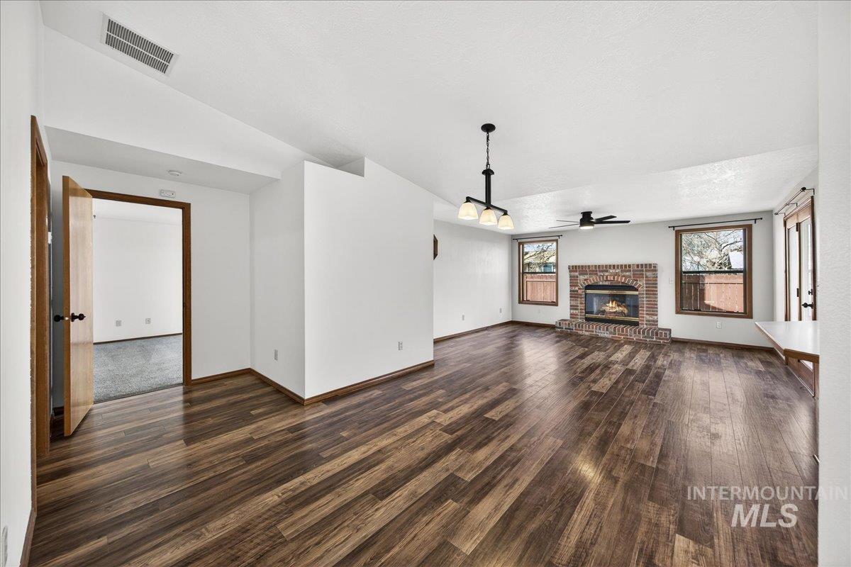 9698 West Linstock Lane Boise, ID 83704 - Photo 14 of 31