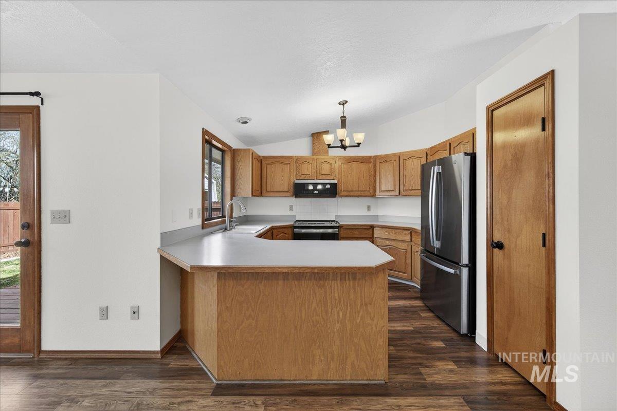 9698 West Linstock Lane Boise, ID 83704 - Photo 16 of 31