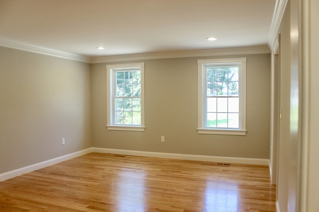 44 Gilman Road Billerica, MA 01862 - Photo 8 of 19