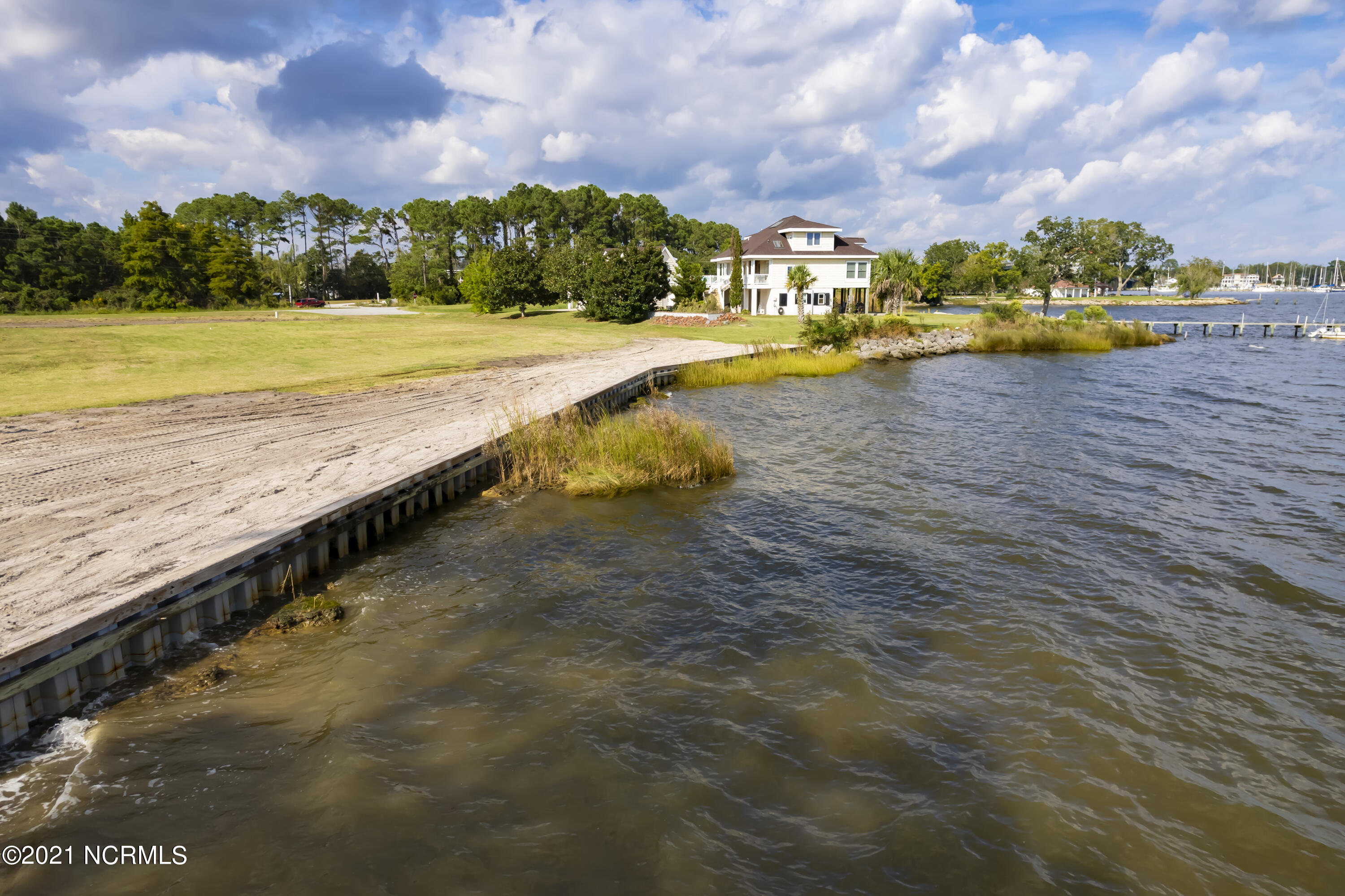 48 Windmill Point Road Oriental, NC 28571 - Photo 11 of 12 Aerial