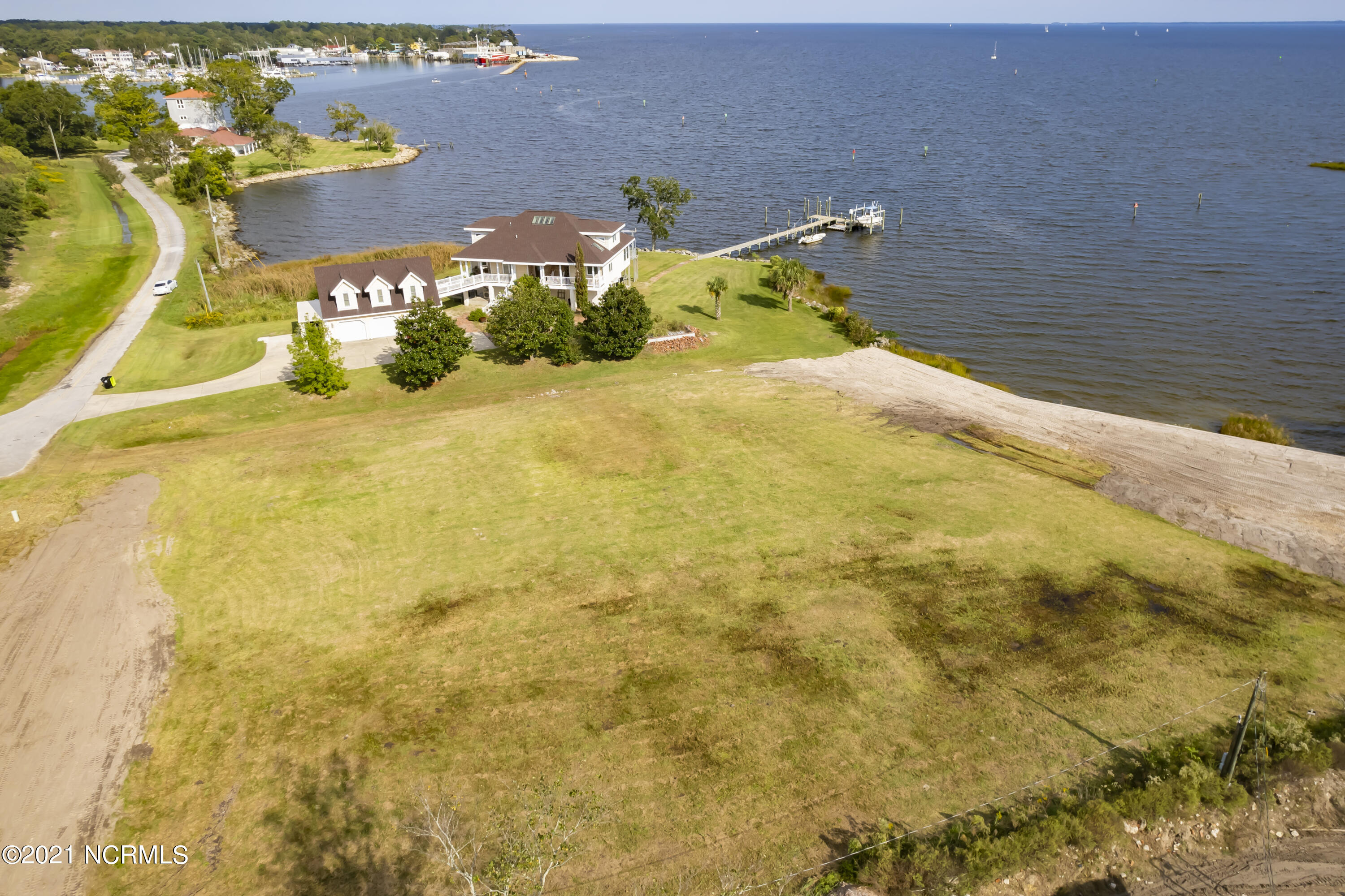 48 Windmill Point Road Oriental, NC 28571 - Photo 5 of 12 Aerial
