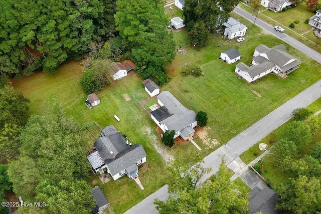 $229,900 | 205 East Carolina Street, Fremont, NC 27830