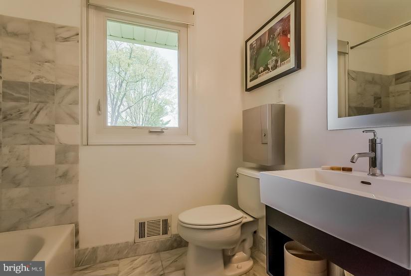 1920 Gayfields Drive Silver Spring, MD 20906 - Photo 16 of 30 Hall Bath