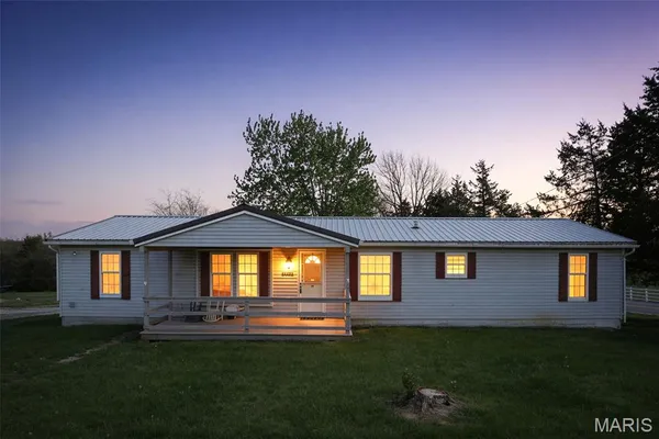 $189,900 | 5600 Meadow Lane, Farmington, MO 63640