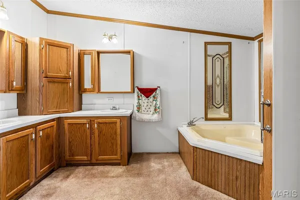 $189,900 | 5600 Meadow Lane, Farmington, MO 63640