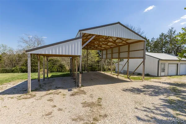 $189,900 | 5600 Meadow Lane, Farmington, MO 63640