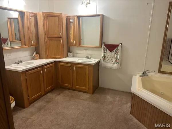 $189,900 | 5600 Meadow Lane, Farmington, MO 63640