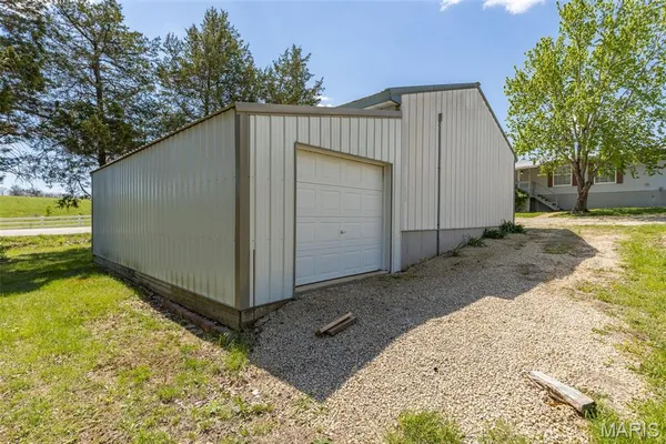 $189,900 | 5600 Meadow Lane, Farmington, MO 63640