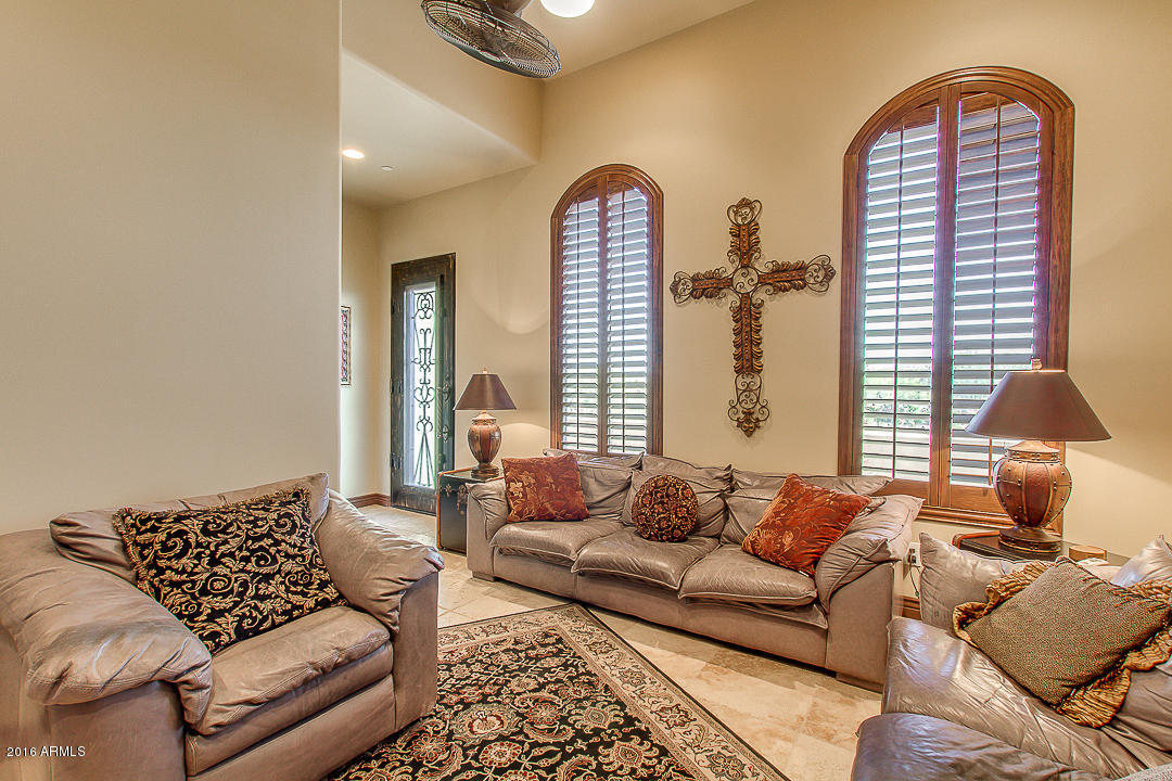 12980 East Cochise Road Scottsdale, AZ 85259 - Photo 25 of 48 Study/Den