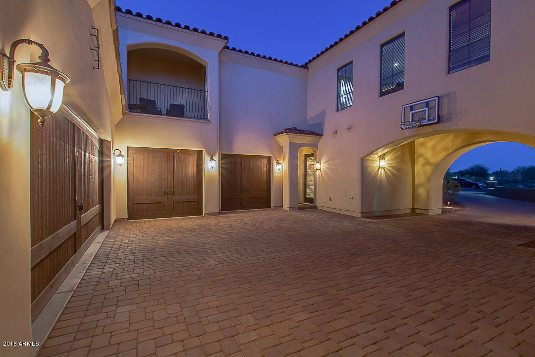 12980 East Cochise Road Scottsdale, AZ 85259 - Photo 5 of 48 Motor Court