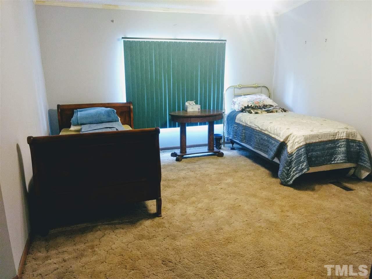 1667 Spring Valley Road Henderson, NC 27537 - Photo 15 of 24