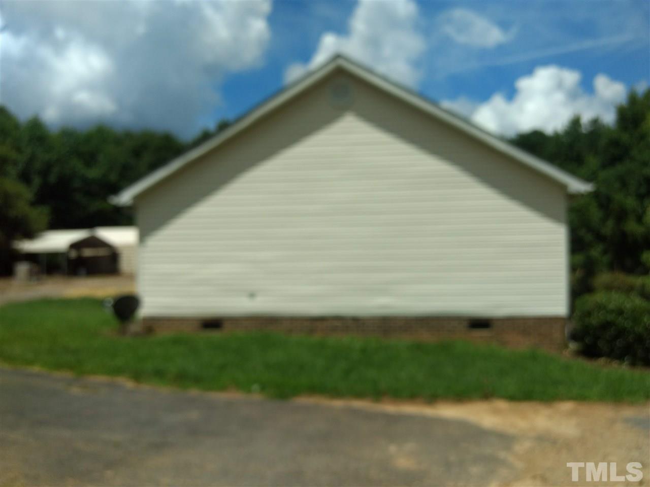 1667 Spring Valley Road Henderson, NC 27537 - Photo 4 of 24
