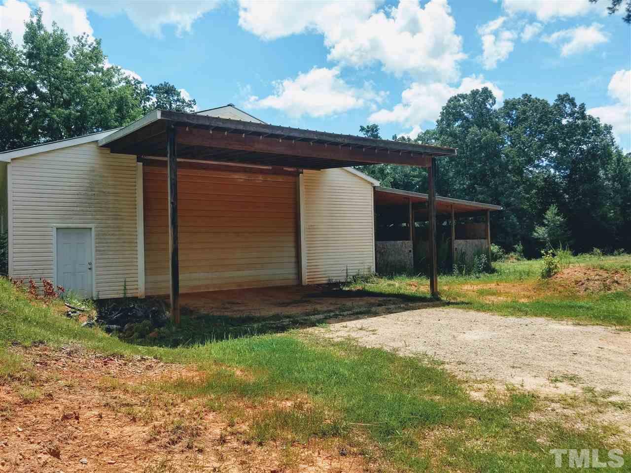 1667 Spring Valley Road Henderson, NC 27537 - Photo 6 of 24