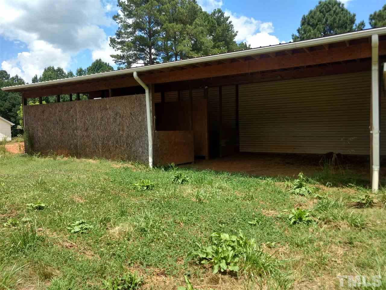 1667 Spring Valley Road Henderson, NC 27537 - Photo 7 of 24