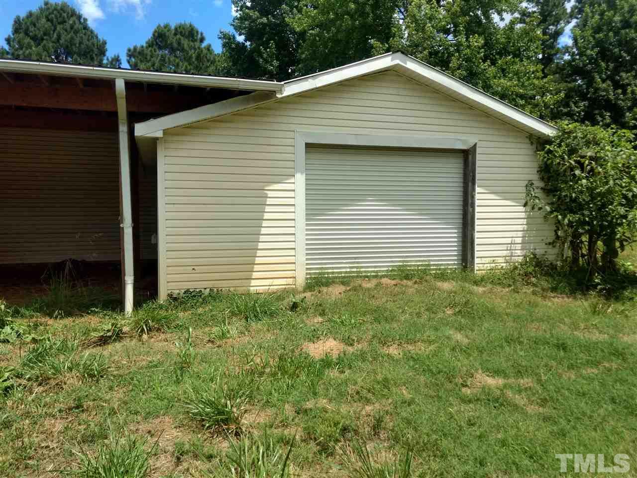1667 Spring Valley Road Henderson, NC 27537 - Photo 8 of 24