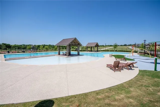$2,100 | 2307 Langdale Lane, Austin, TX 78754