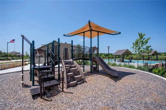 $2,100 | 2307 Langdale Lane, Austin, TX 78754