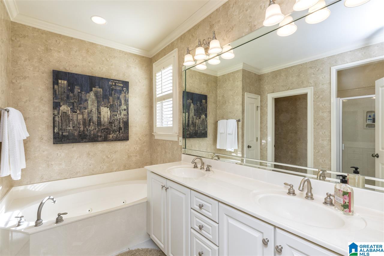 5616 Chestnut Trace Birmingham, AL 35244 - Photo 19 of 34