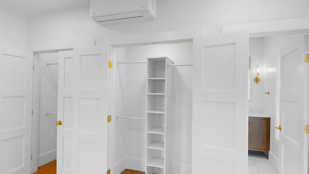 139 Sycamore Street, Unit B Somerville, MA 02145 - Photo 11 of 24 Gallery Image 11