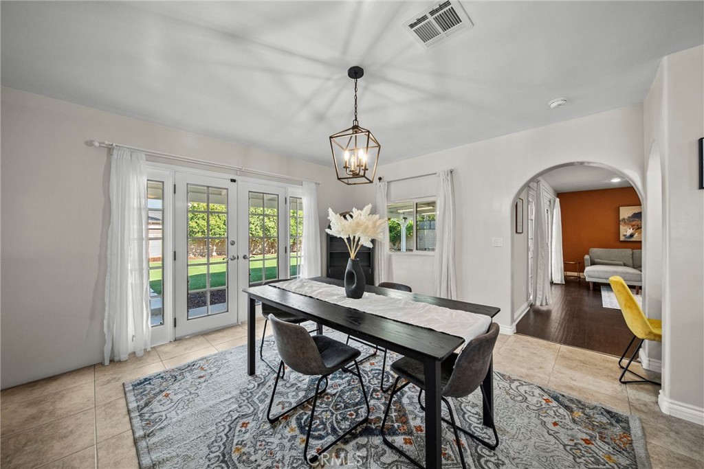8627 Bothwell Road Northridge, CA 91324 - Photo 12 of 39