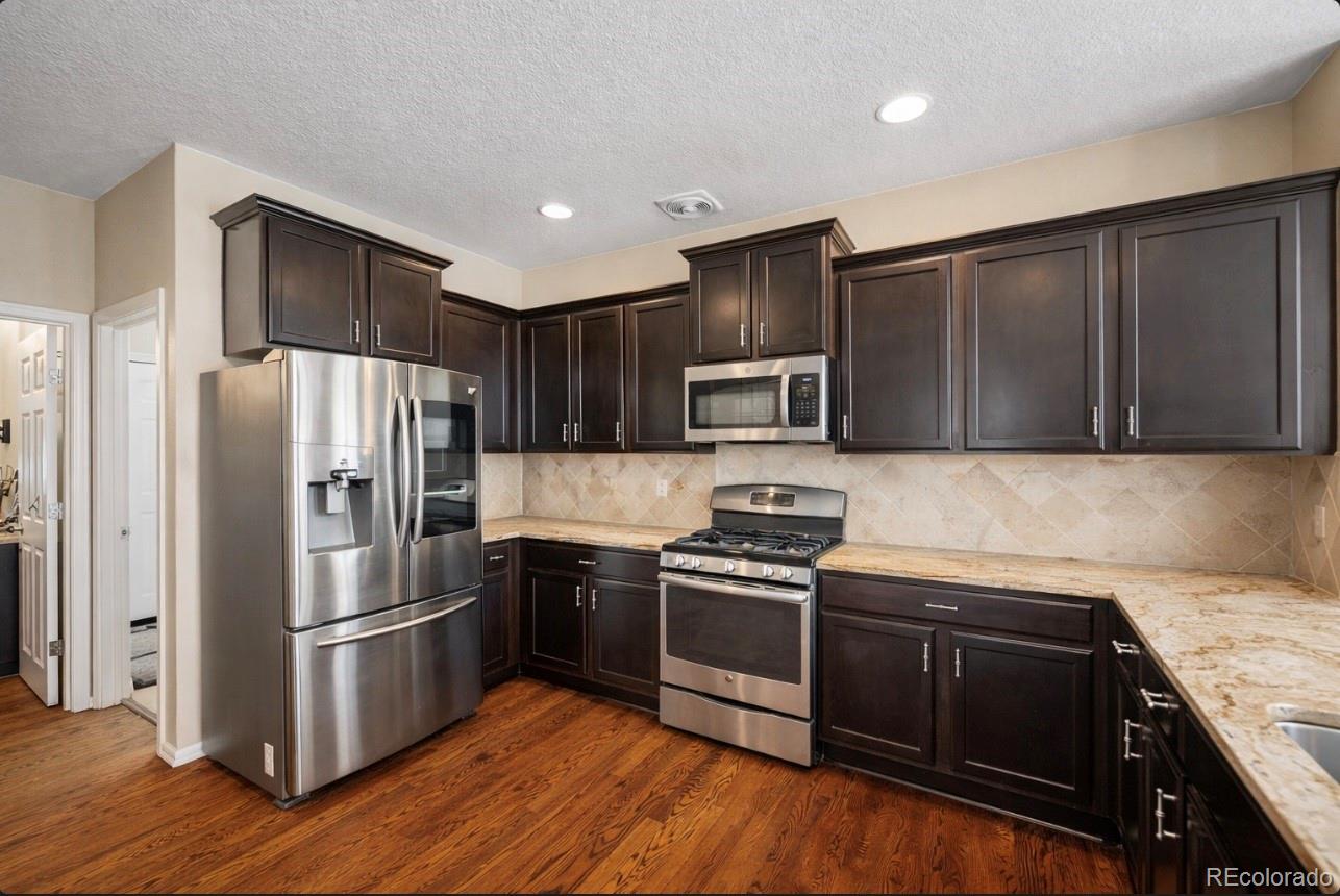 20366 Spruce Point Place Parker, CO 80134 - Photo 10 of 38