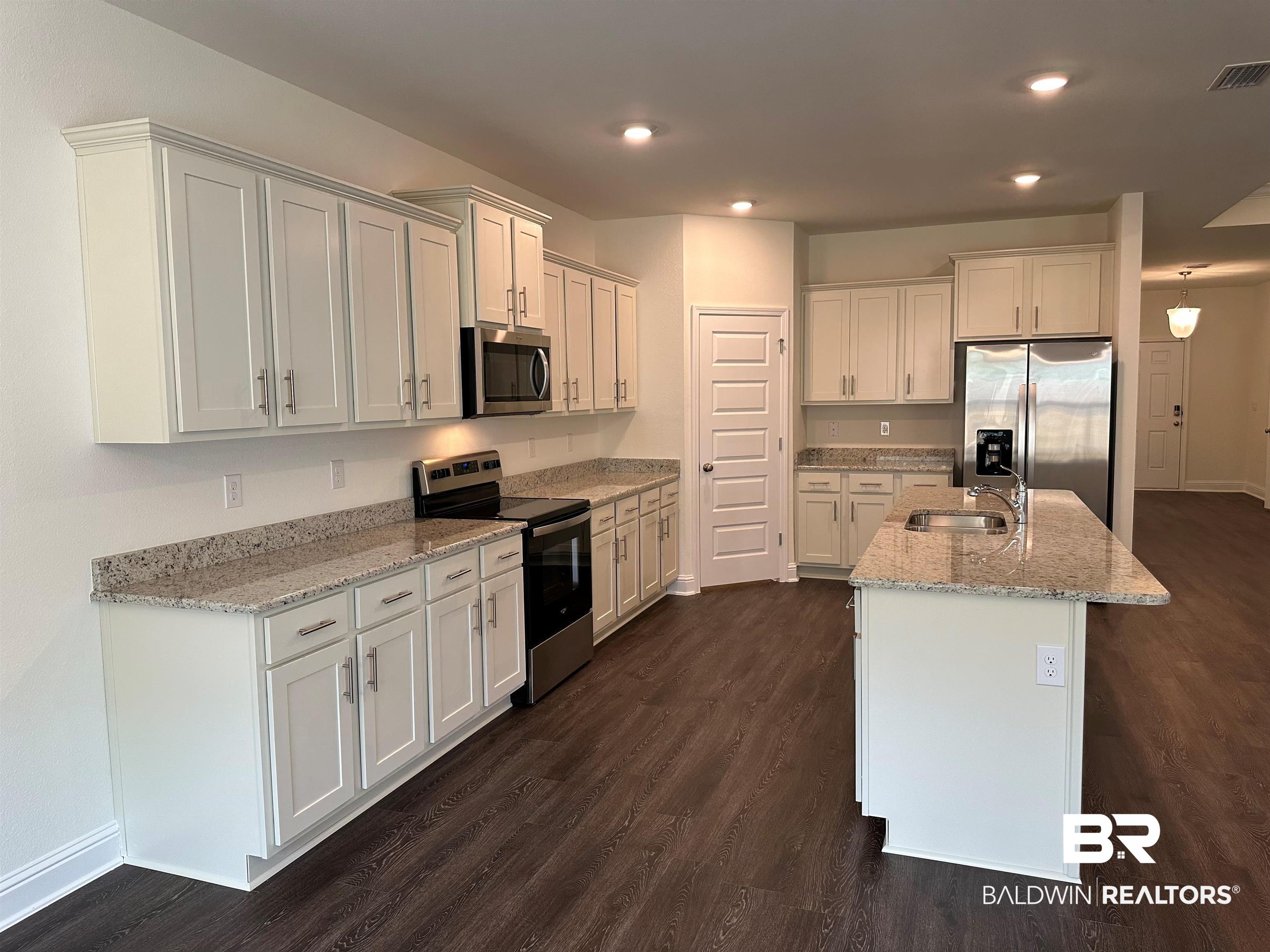 1808 Carly Street, Unit 13 Foley, AL 36535 - Photo 11 of 33 Kitchen