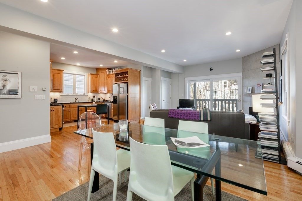 273-275 Concord Avenue, Unit 2 Cambridge, MA 02138 - Photo 4 of 24 a view of a dining room with furniture
