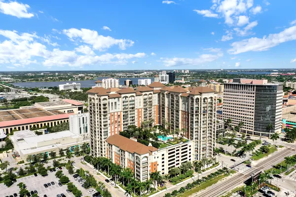$5,000 | 550 Okeechobee Boulevard, Unit 612, West Palm Beach, FL 33401