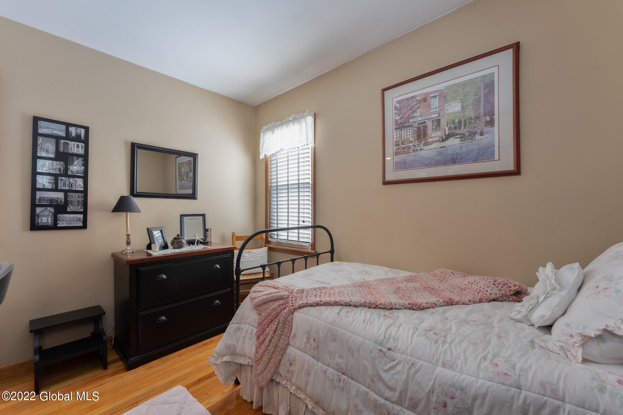 1239 Waverly Place Schenectady, NY 12308 - Photo 19 of 34 1239 Waverly Pl Schenectady NY mls-27