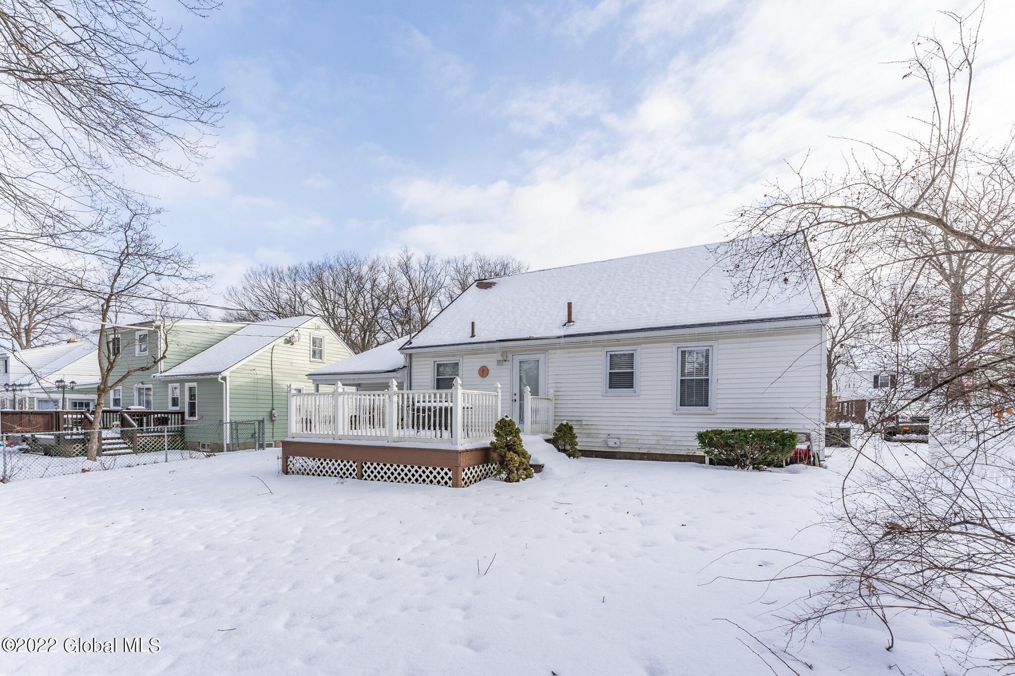 1239 Waverly Place Schenectady, NY 12308 - Photo 32 of 34 1239 Waverly Pl Schenectady NY mls-12