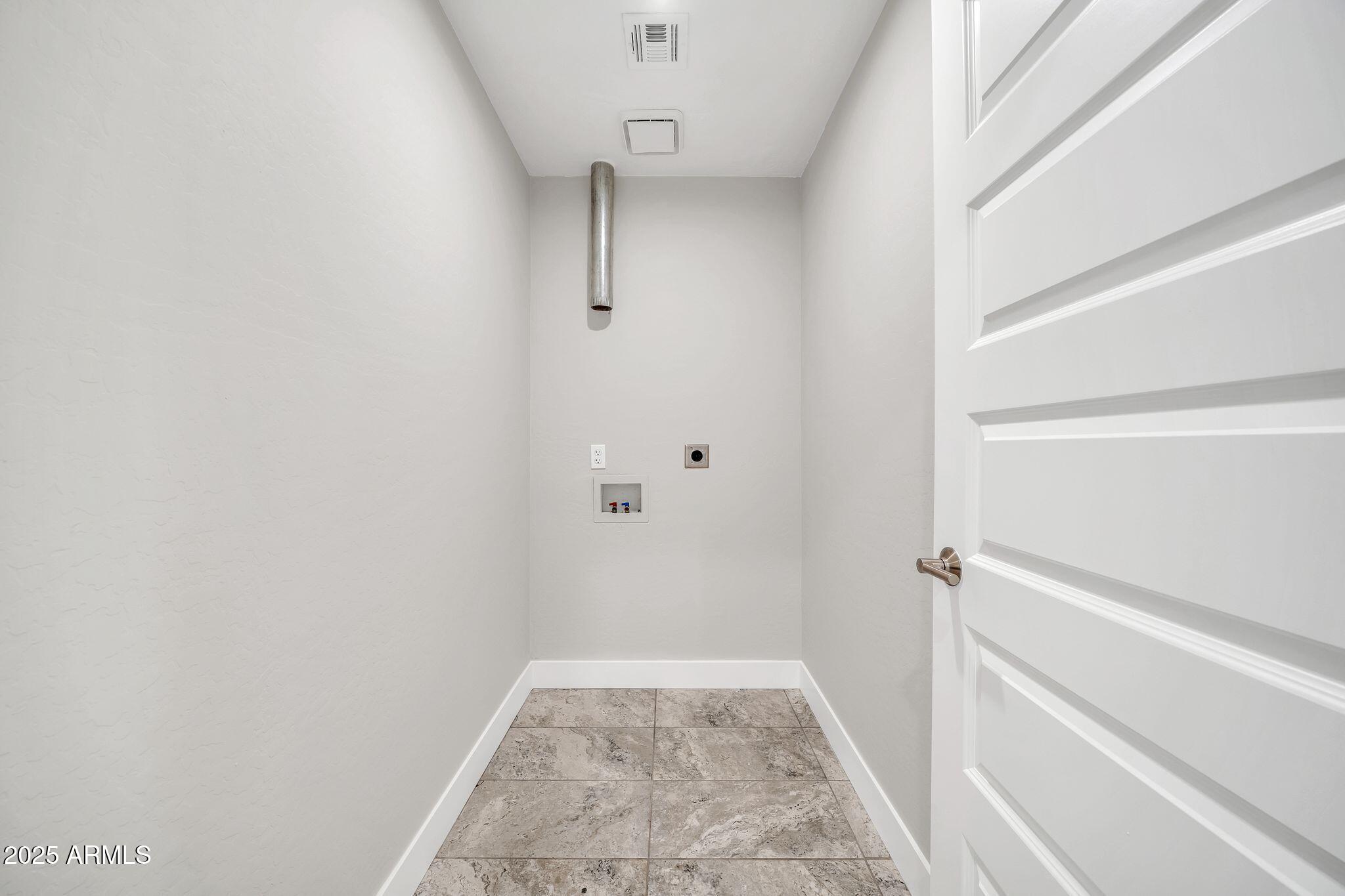 641 West Linger Lane Phoenix, AZ 85021 - Photo 27 of 38 27