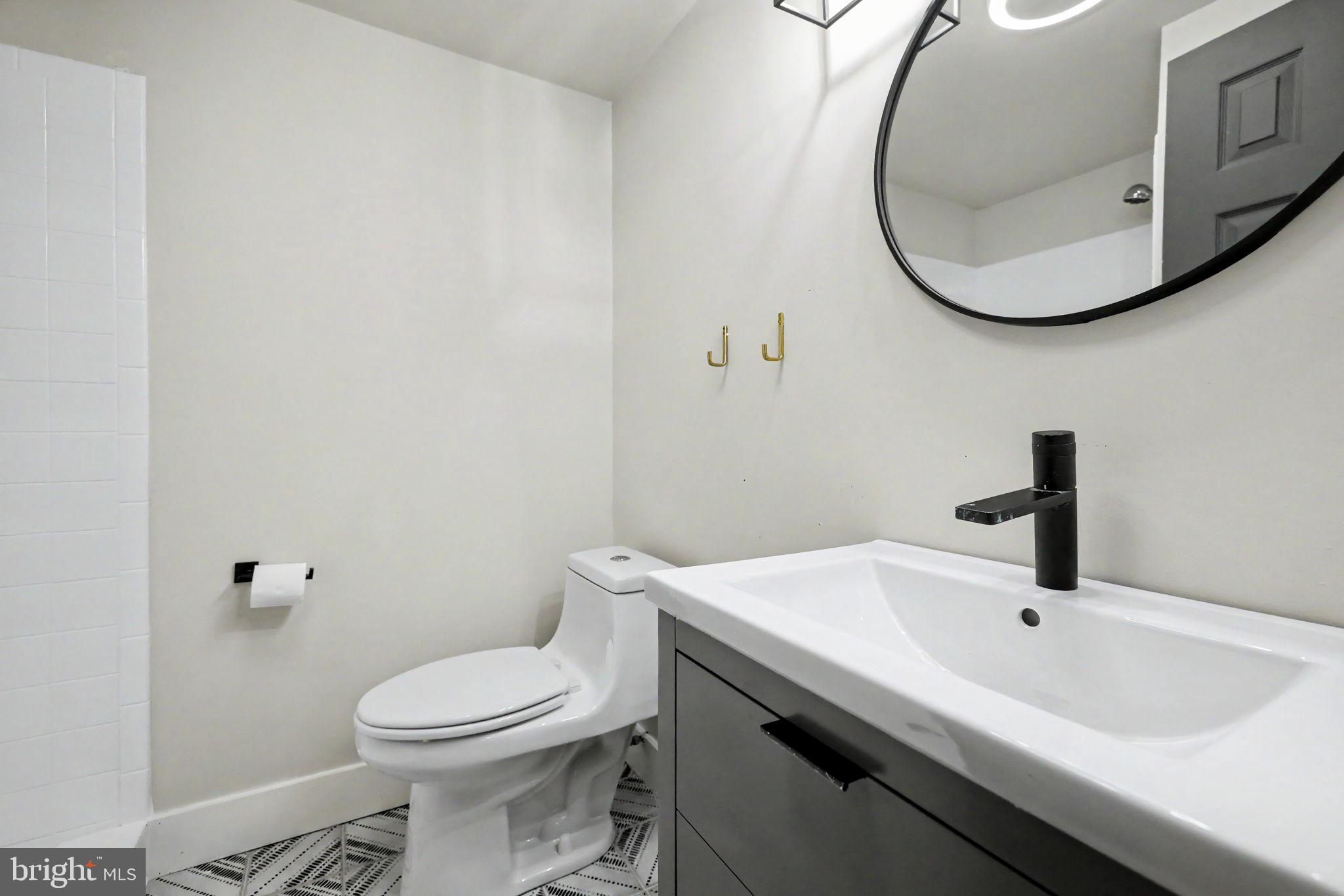 2105 Glencourse Lane Reston, VA 20191 - Photo 51 of 74 Basement level bath