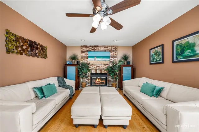 $369,900 | 500 North Lyle Avenue, Elgin, IL 60123