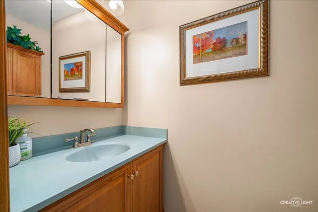 $369,900 | 500 North Lyle Avenue, Elgin, IL 60123