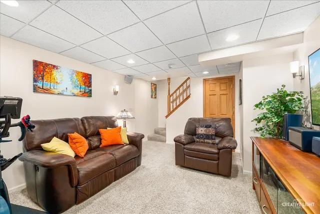 $369,900 | 500 North Lyle Avenue, Elgin, IL 60123