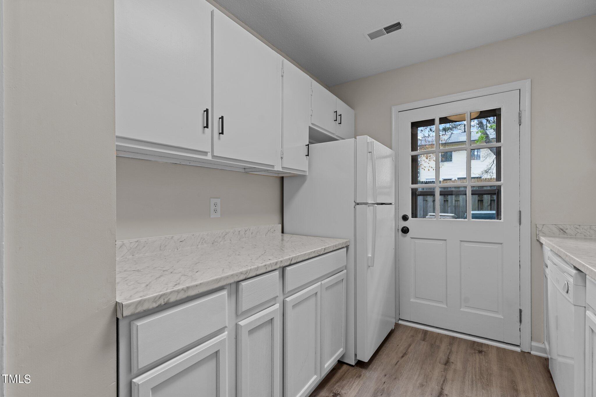 623 Springview Trail Garner, NC 27529 - Photo 8 of 18 11-web-or-mls-8Y3A8619