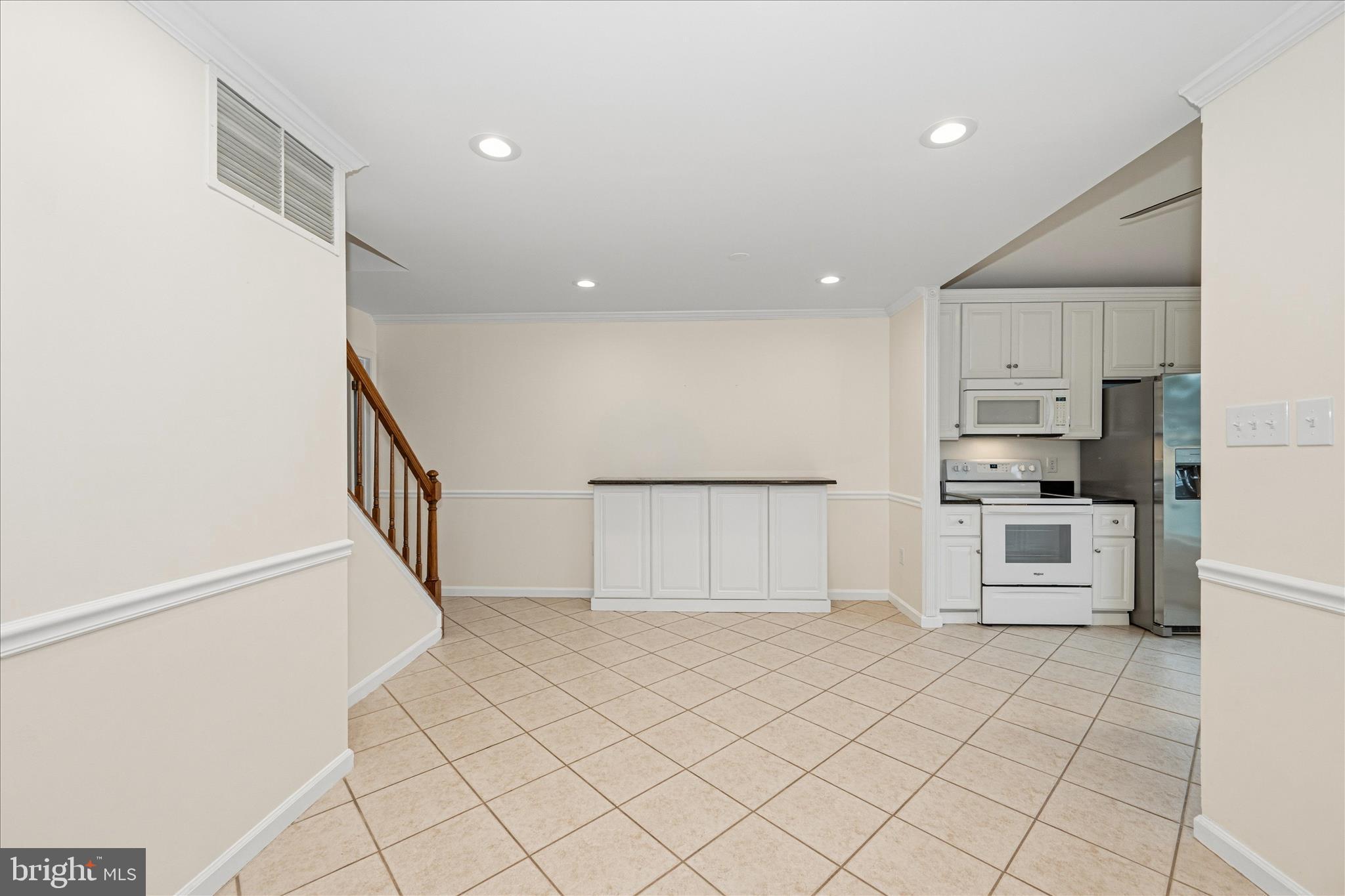 6596 East Lakeridge Road New Market, MD 21774 - Photo 27 of 131 Dining Area