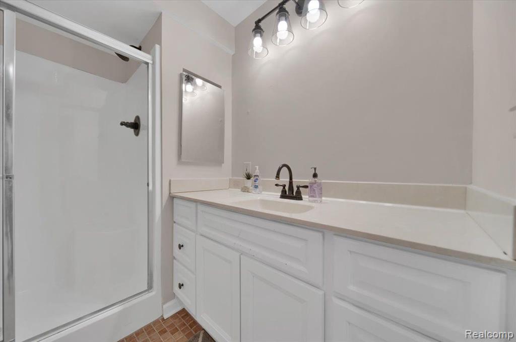 24350 Arsenal Road Flat Rock, MI 48134 - Photo 32 of 33 Gallery Image 32
