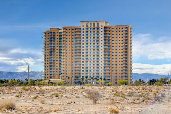 $2,500 | 8255 South Las Vegas Boulevard, Unit 1203, Las Vegas, NV 89123