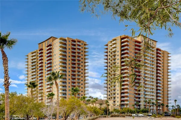 $2,500 | 8255 South Las Vegas Boulevard, Unit 1203, Las Vegas, NV 89123