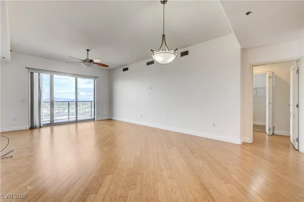 $2,500 | 8255 South Las Vegas Boulevard, Unit 1203, Las Vegas, NV 89123