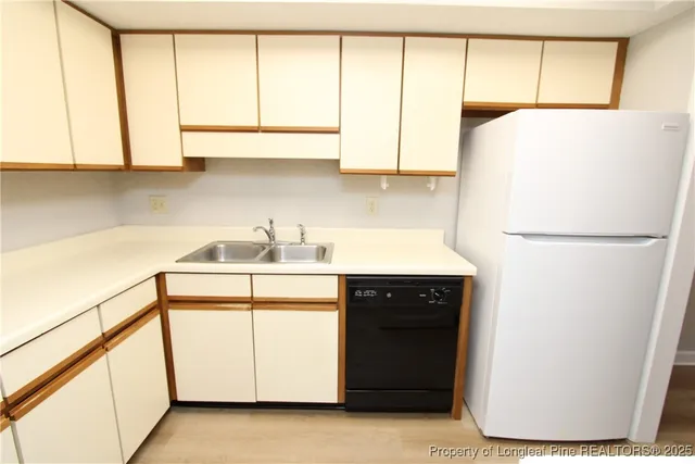 $1,295 | 118 Manhattan Court, Cary, NC 27511