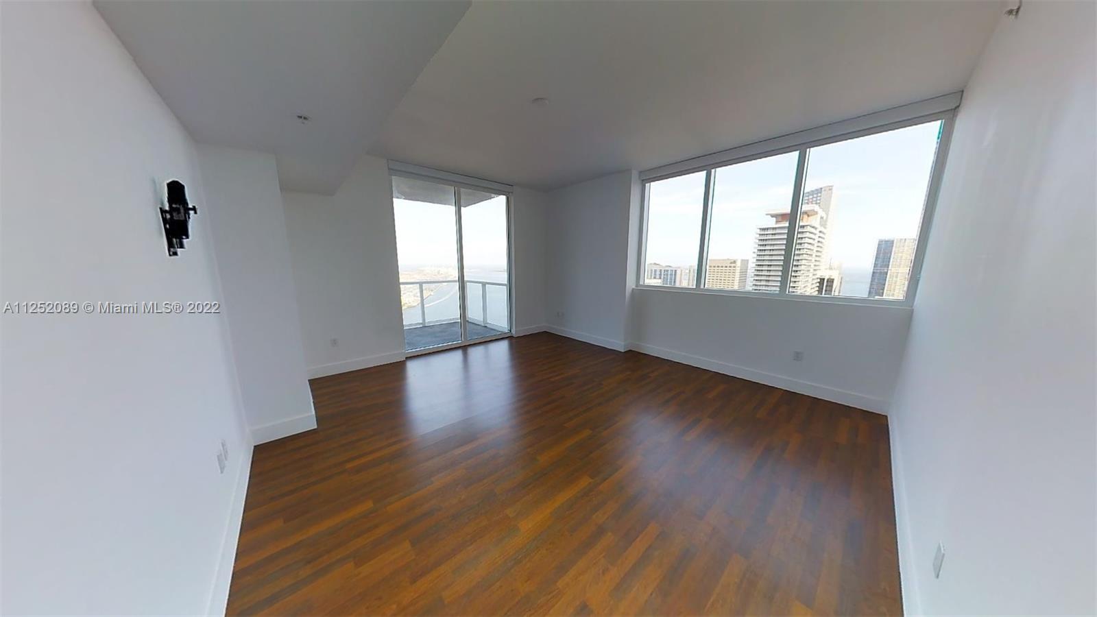 244 Biscayne Boulevard, Unit 4503 Miami, FL 33132 - Photo 21 of 33