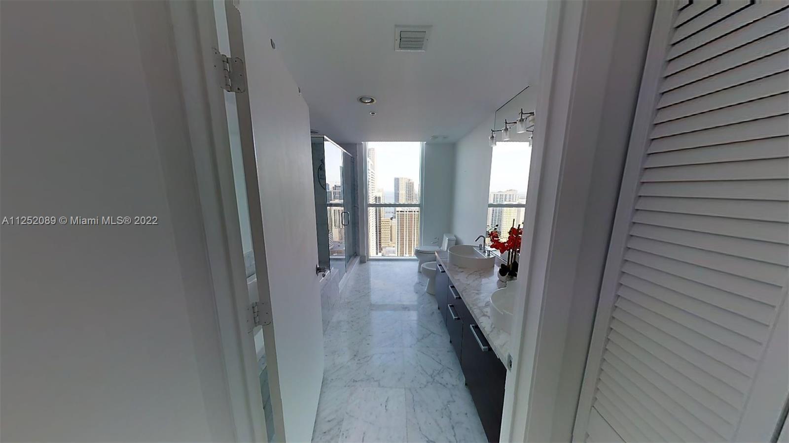 244 Biscayne Boulevard, Unit 4503 Miami, FL 33132 - Photo 24 of 33