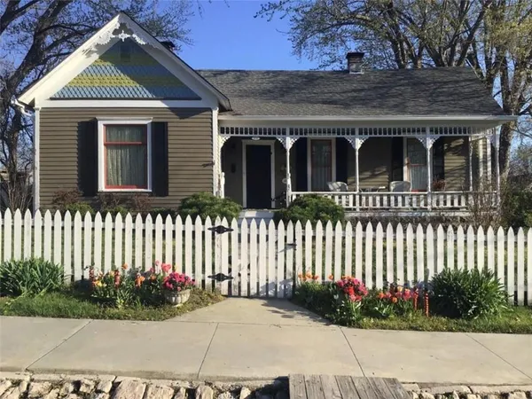 $279,000 | 418 Main Street, Arrow Rock, MO 65320
