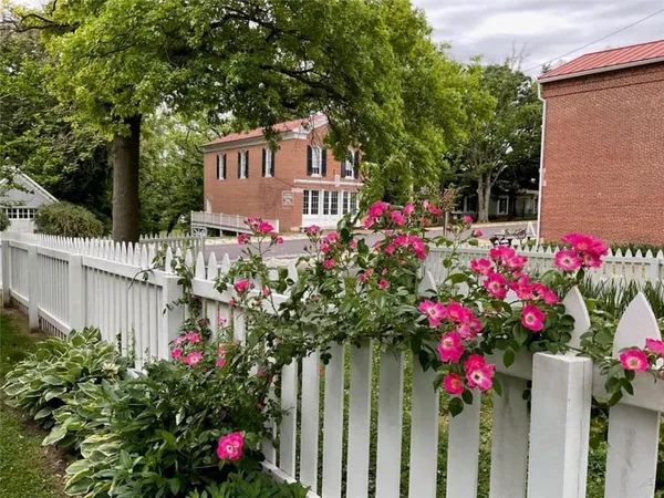 $269,000 | 418 Main Street, Arrow Rock, MO 65320