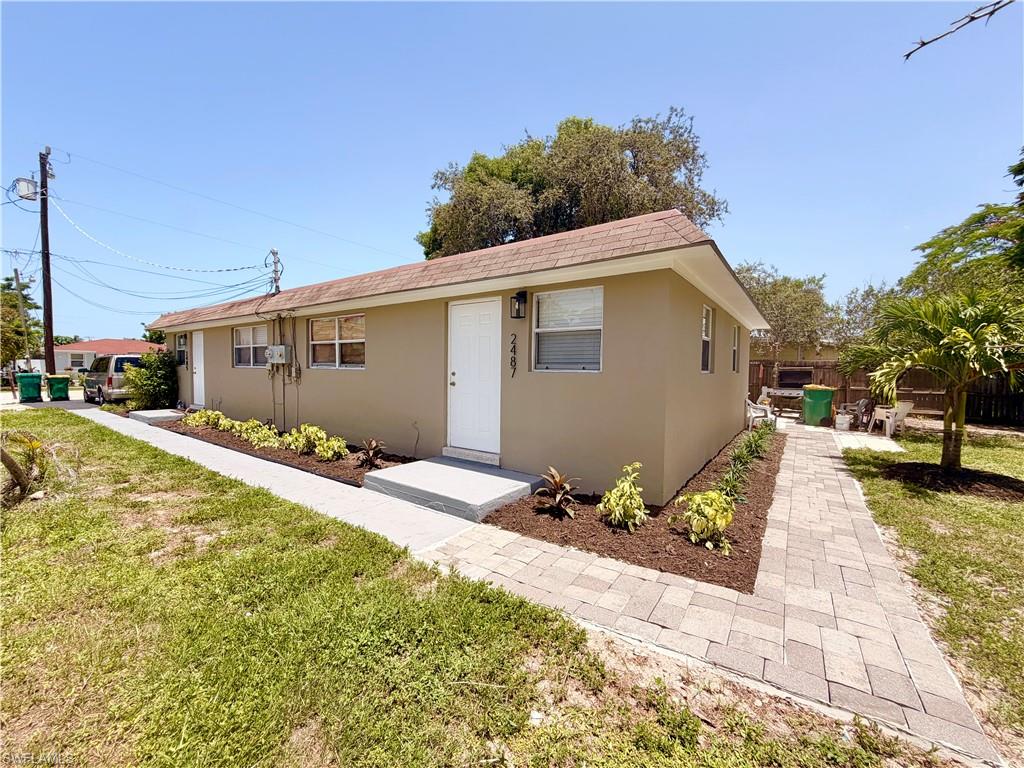 2485 Bayside Street Naples, FL 34112 - Photo 19 of 24