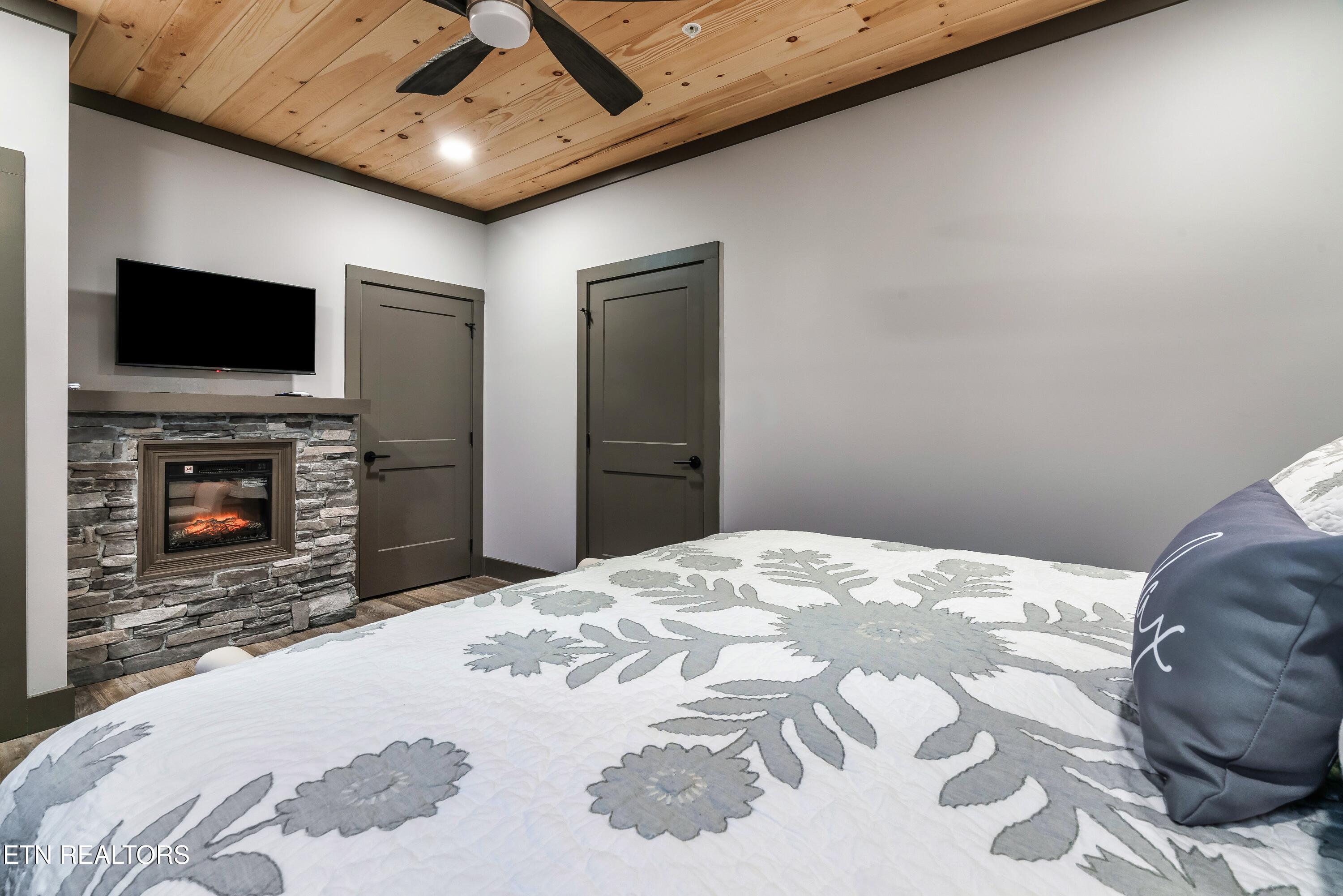 3382 Flintlock Lane Sevierville, TN 37862 - Photo 34 of 57 3965B-44